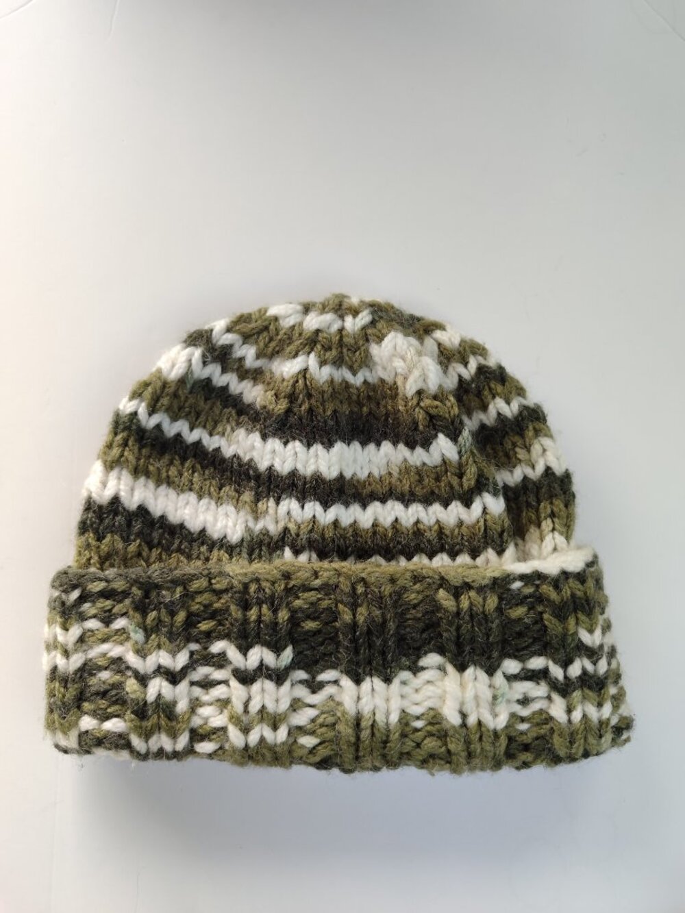 New Handmade Finnish Wool Chunky Knit Cuffed Beanie Toque Hat Green White Stripe